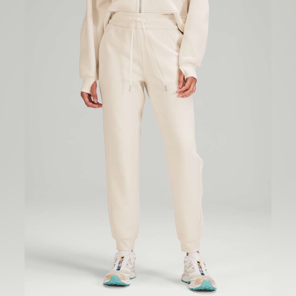 Lululemon Scuba High Rise Joggers